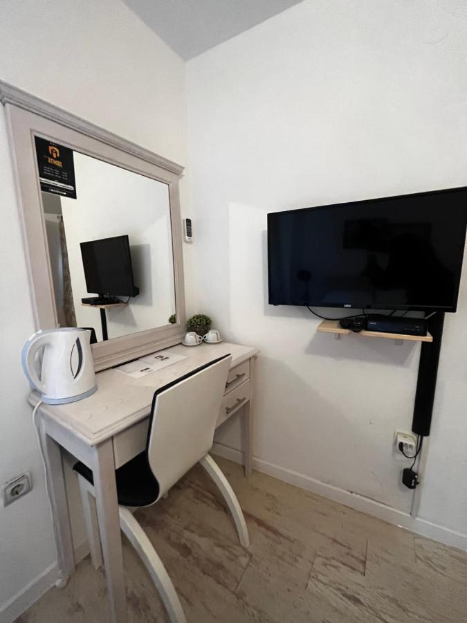 Athos Guesthouse Kotor Luaran gambar